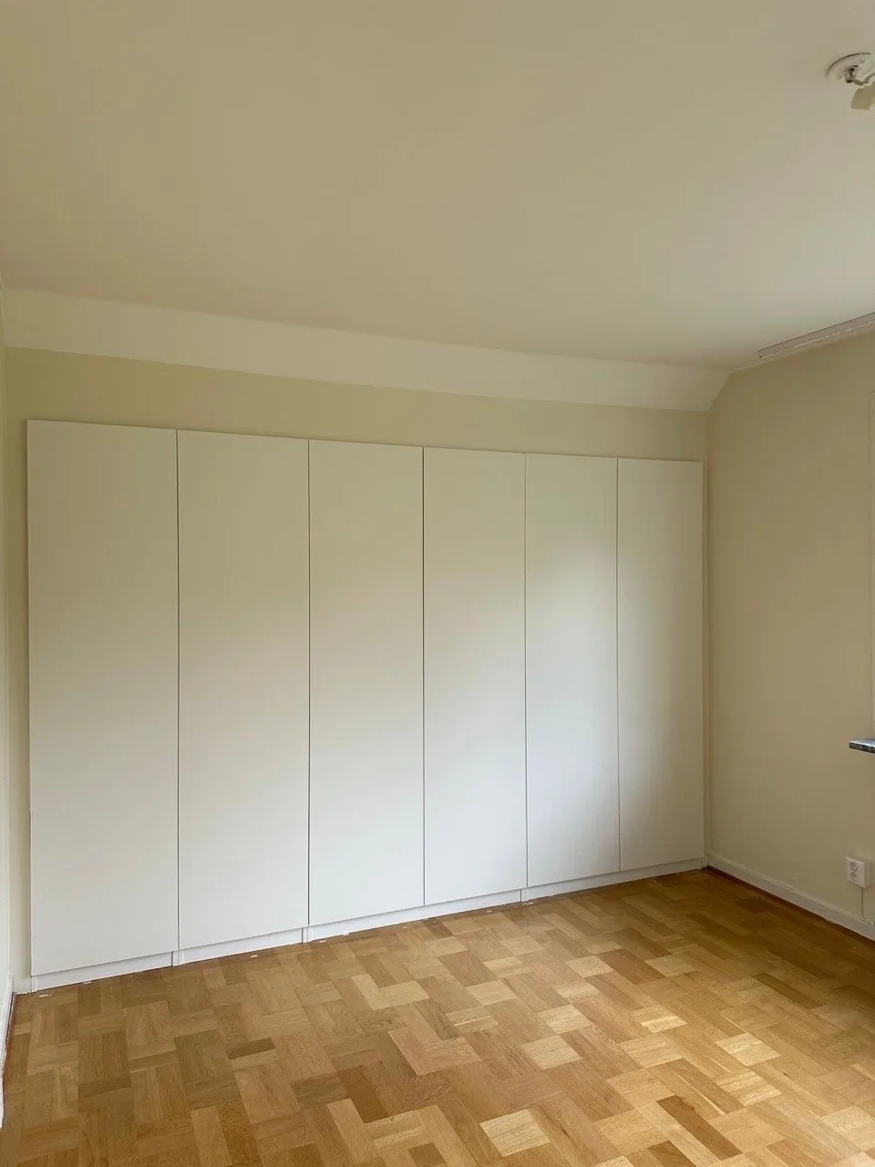 Garderobsmontering – bild 3